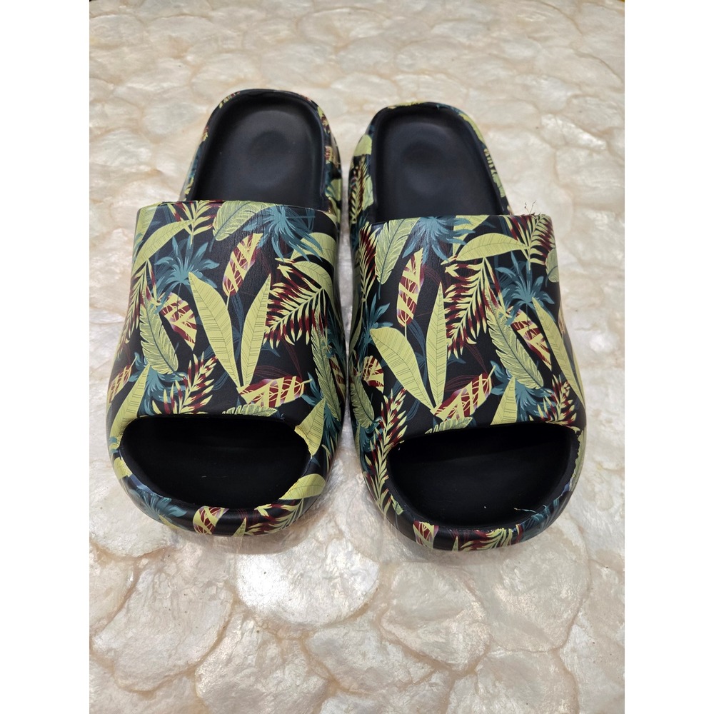 NWOT Mens Tropical Palm Leaf Print Slides Sandals Casual Summer Pool